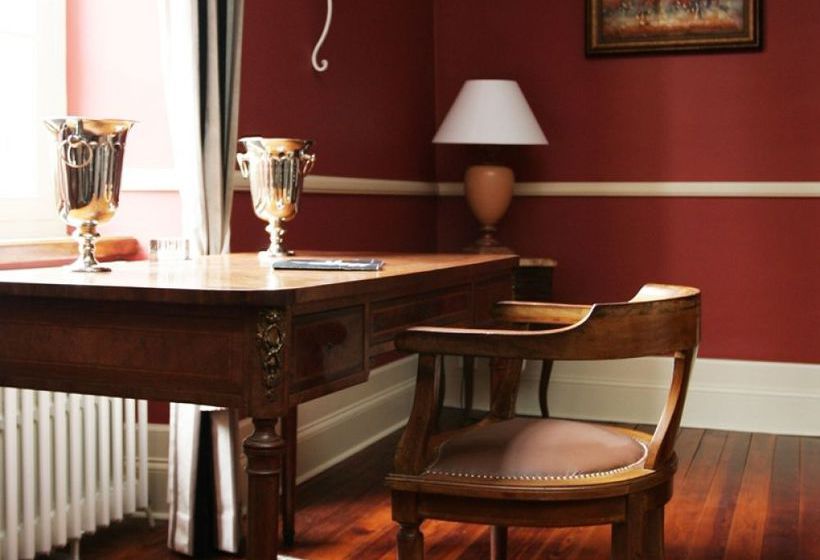 مبيت وإفطار Les Chambres Du Château Mont Donel