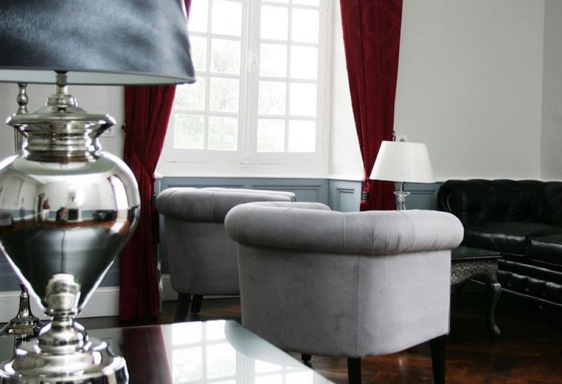 مبيت وإفطار Les Chambres Du Château Mont Donel