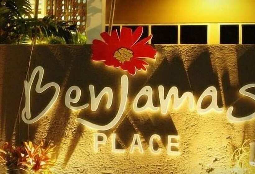 Benjamas Place