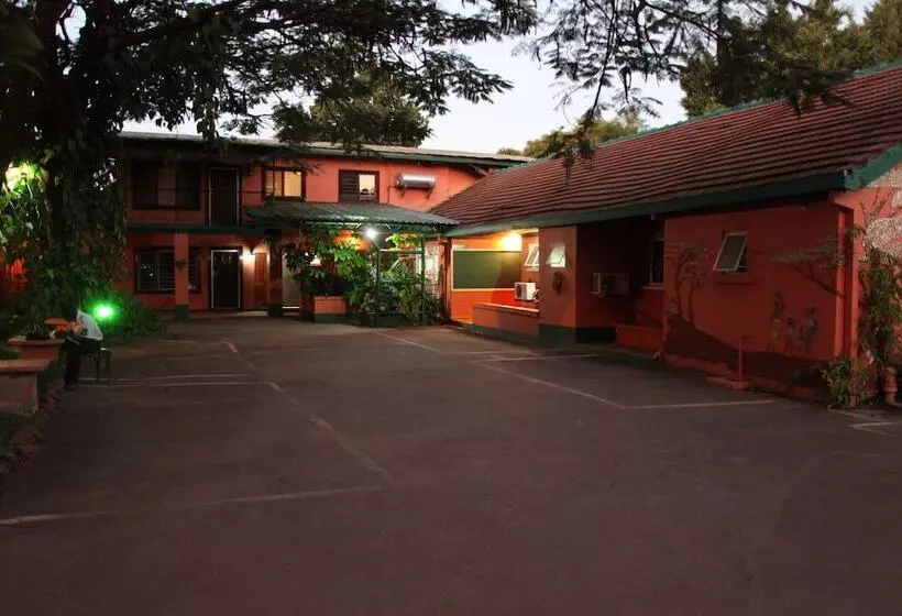 هتل Africanza Lodge And Restaurant