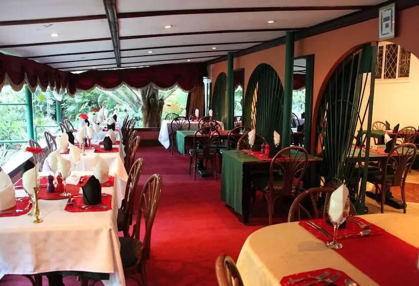 هتل Africanza Lodge And Restaurant