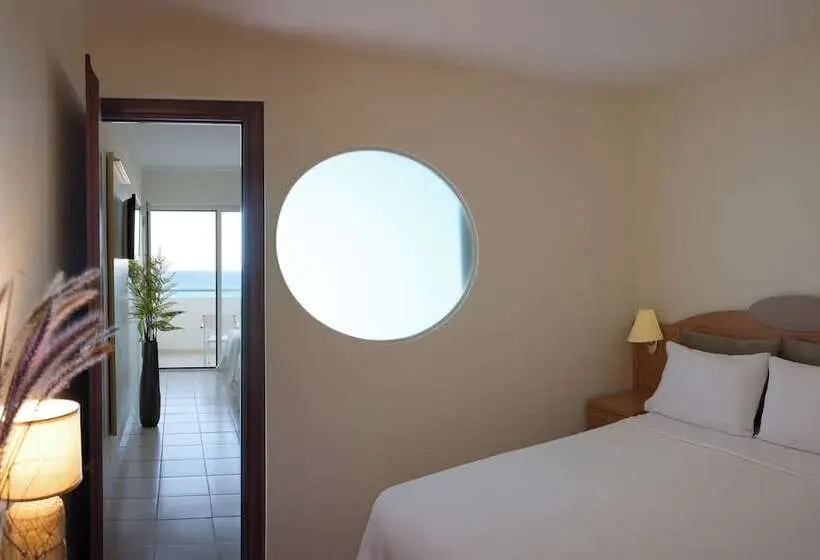 ホテル Blue Bay Beach Resort