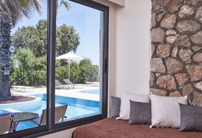 ホテル Blue Bay Beach Resort