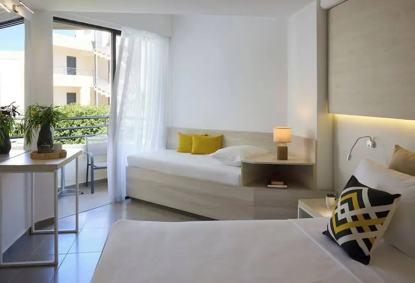 Hotelli Blue Bay Beach Resort