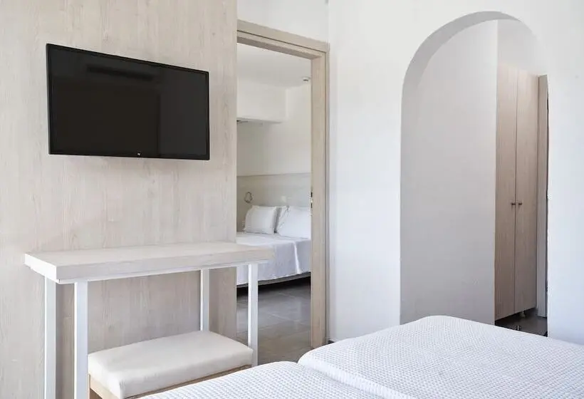 Hotelli Blue Bay Beach Resort