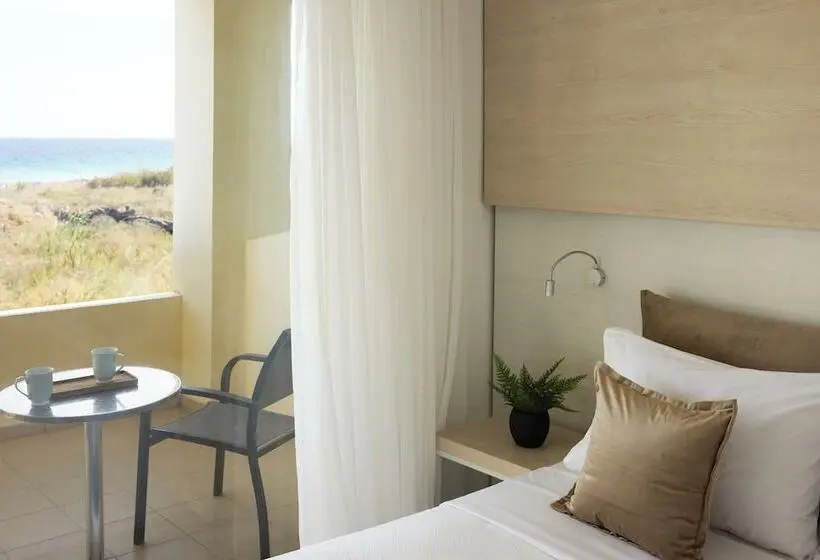 Hotelli Blue Bay Beach Resort