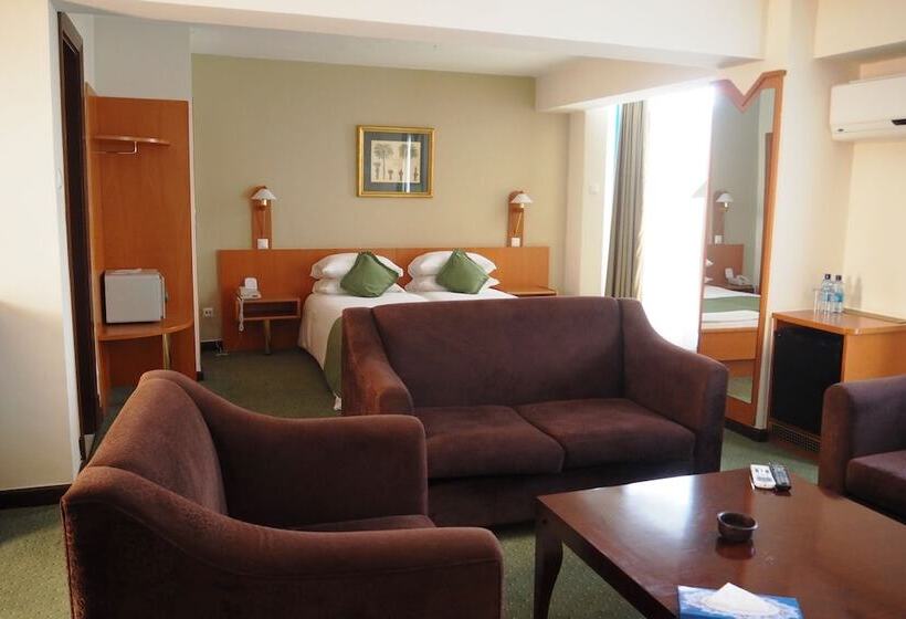 호텔 Blue Nile Resort