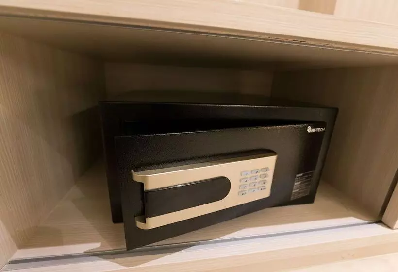 Crystal Hotel Hat Yai