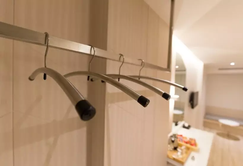 Crystal Hotel Hat Yai