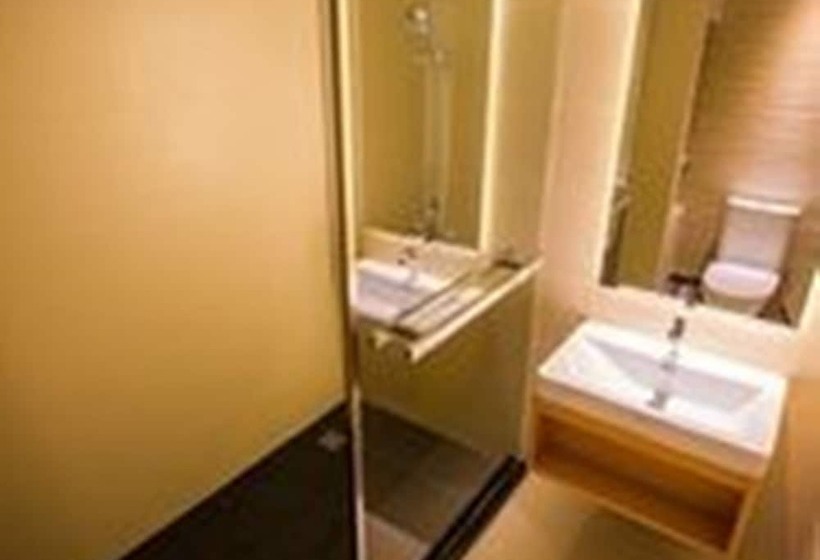 Crystal Hotel Hat Yai