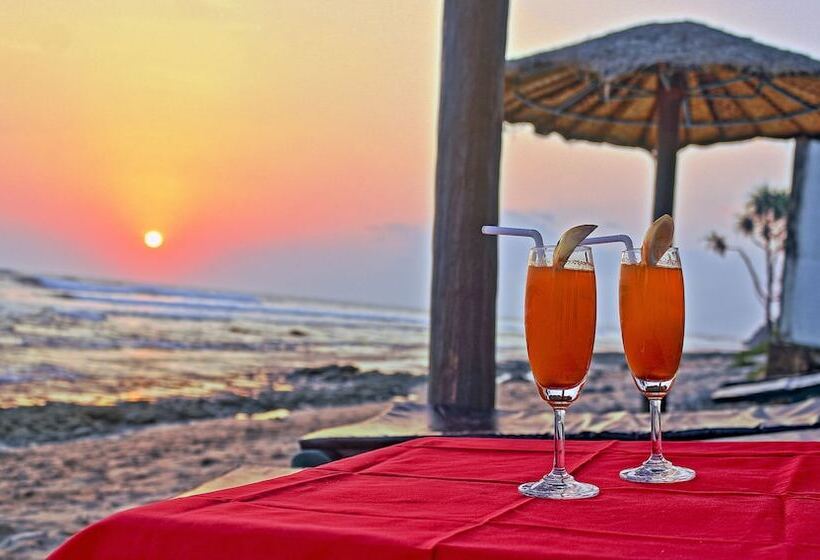 Отель Edelweiss Resort