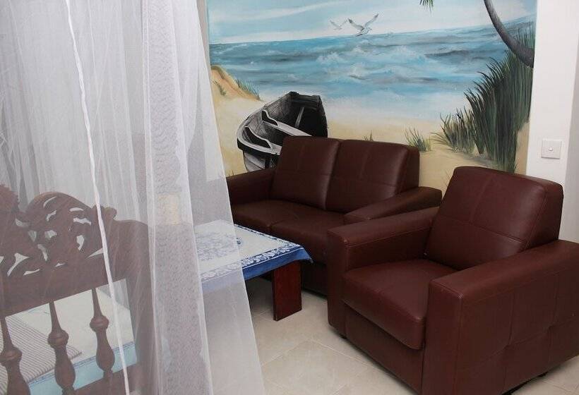 Отель Edelweiss Resort