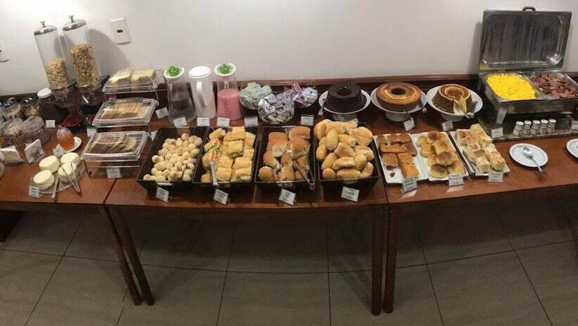 Отель Garrafão Boituva   5 Min Da Rod Castelo Branco Km 116