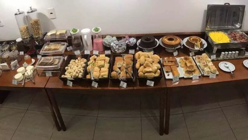 호텔 Garrafão Boituva 5 Min Da Rod Castelo Branco Km 116