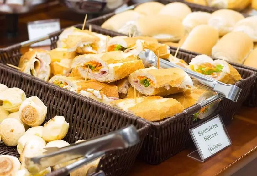 호텔 Garrafão Boituva 5 Min Da Rod Castelo Branco Km 116