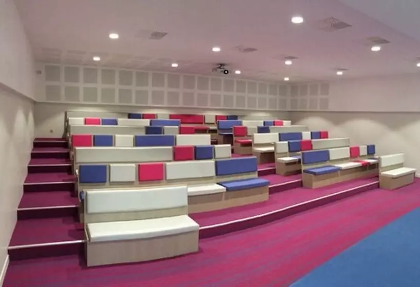 בית מלון כפרי Loire & Sens