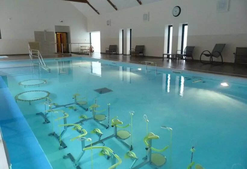 בית מלון כפרי Loire & Sens