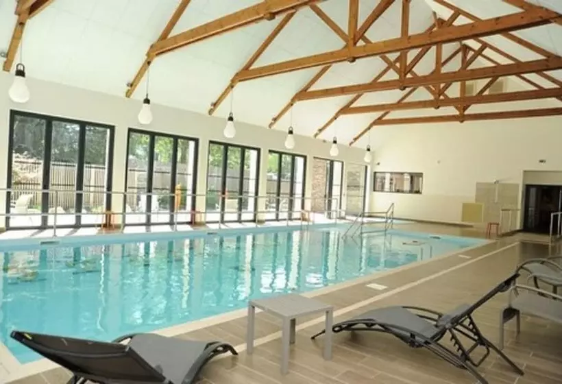 בית מלון כפרי Loire & Sens