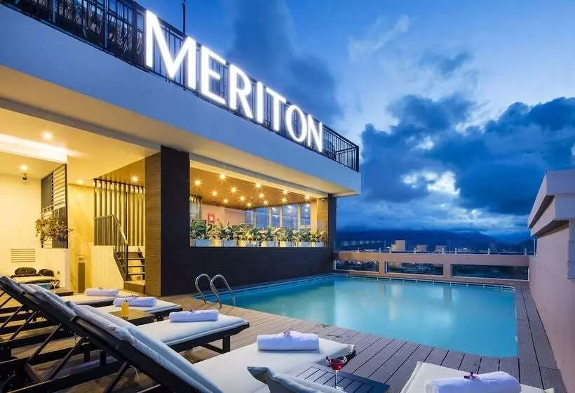 ホテル Meriton