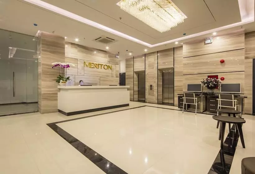 ホテル Meriton