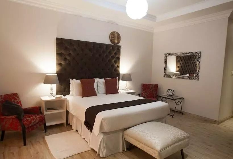 هتل Motsamai Lodge