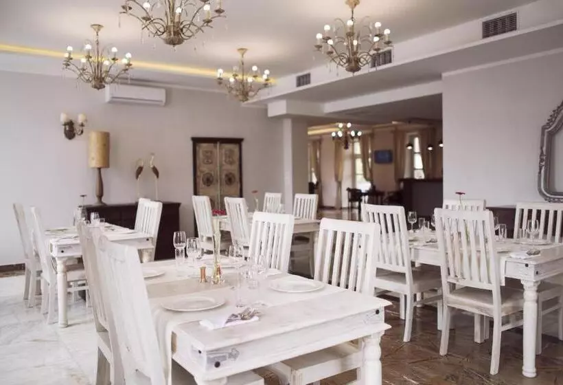 בית מלון כפרי Orient Palace