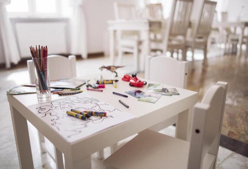 Отель Orient Palace