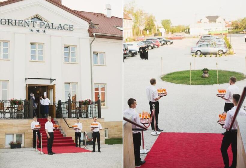 Отель Orient Palace