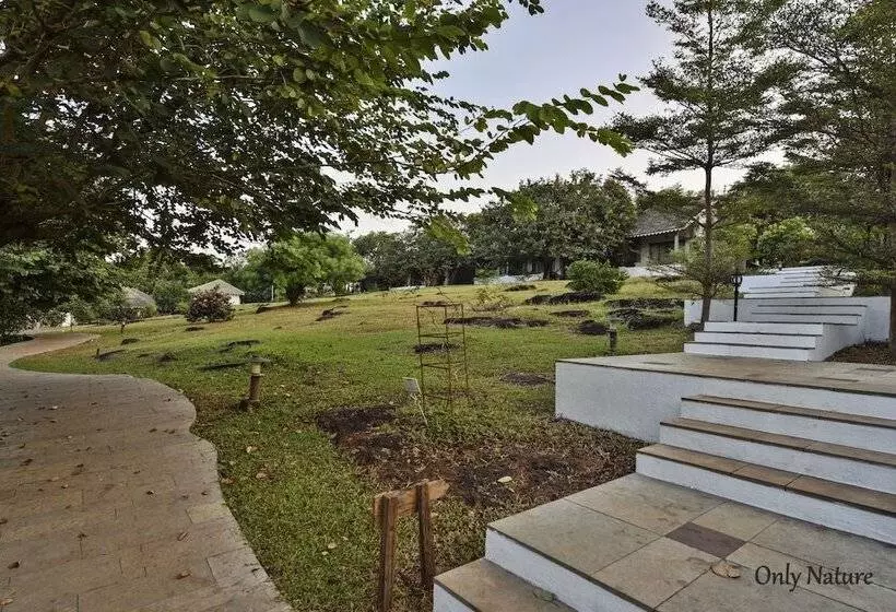 Отель The Fern Samali Resort