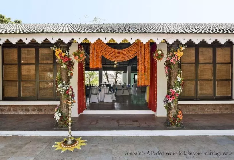 Отель The Fern Samali Resort