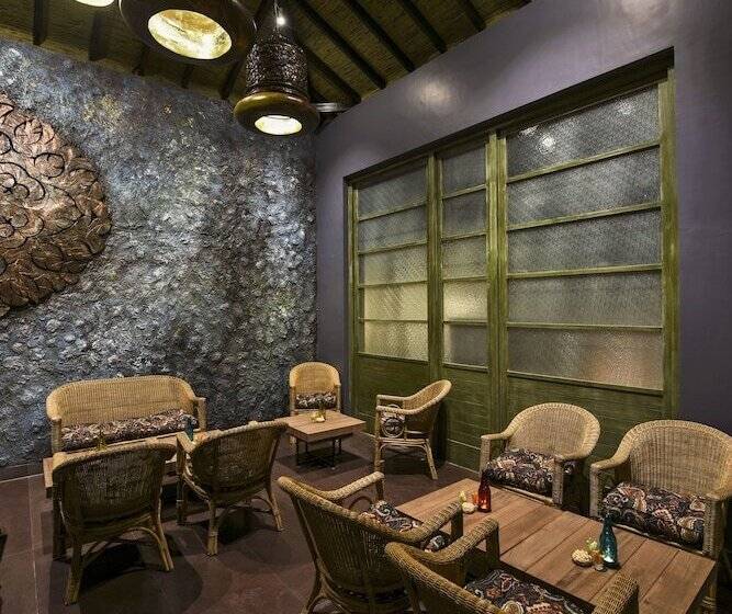 ホテル The Fern Samali Resort