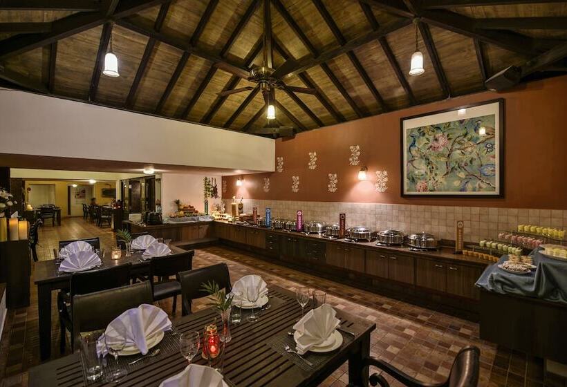 ホテル The Fern Samali Resort