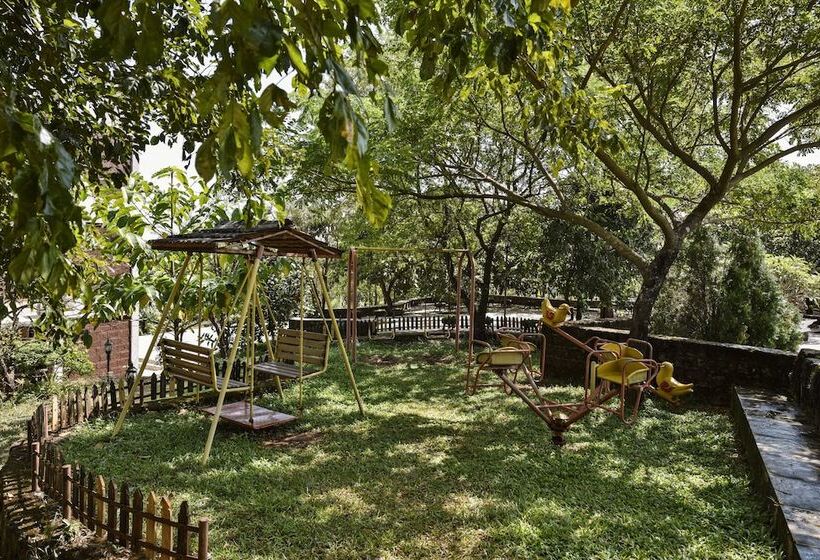 ホテル The Fern Samali Resort