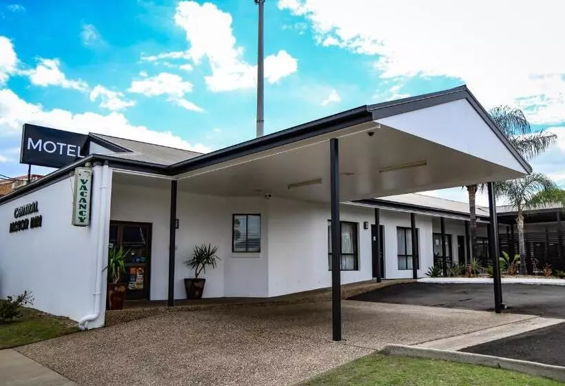 Мотель The Club Motor Inn Chinchilla
