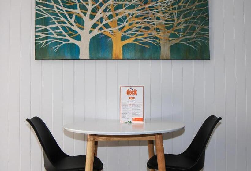 Мотель The Club Motor Inn Chinchilla