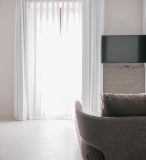 Myr Plaza Mercado & Spa