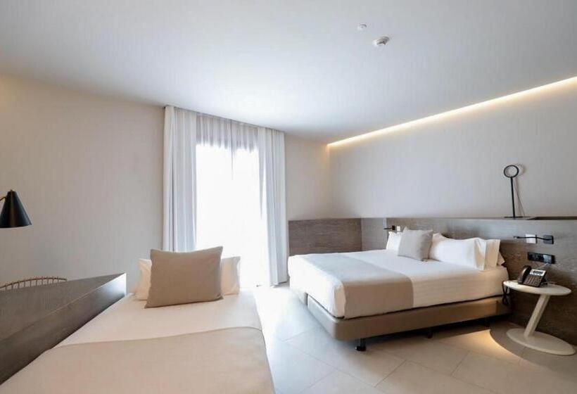 Myr Plaza Mercado & Spa