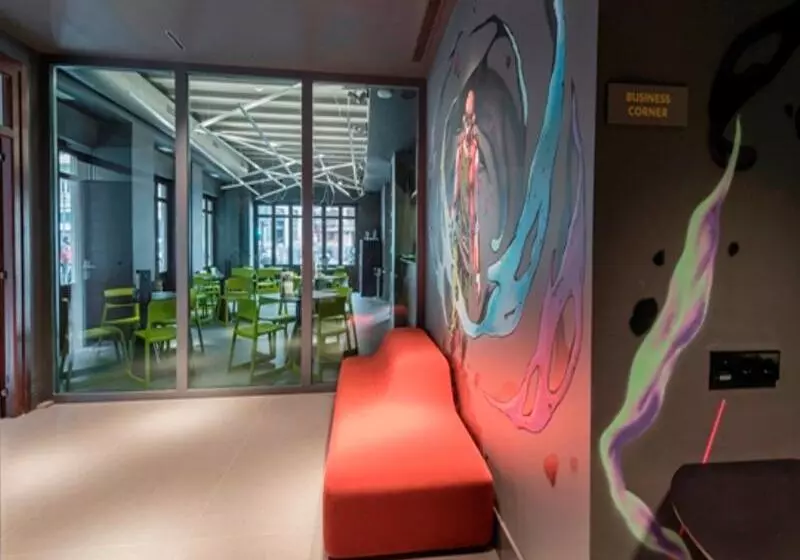 Myr Plaza Mercado & Spa