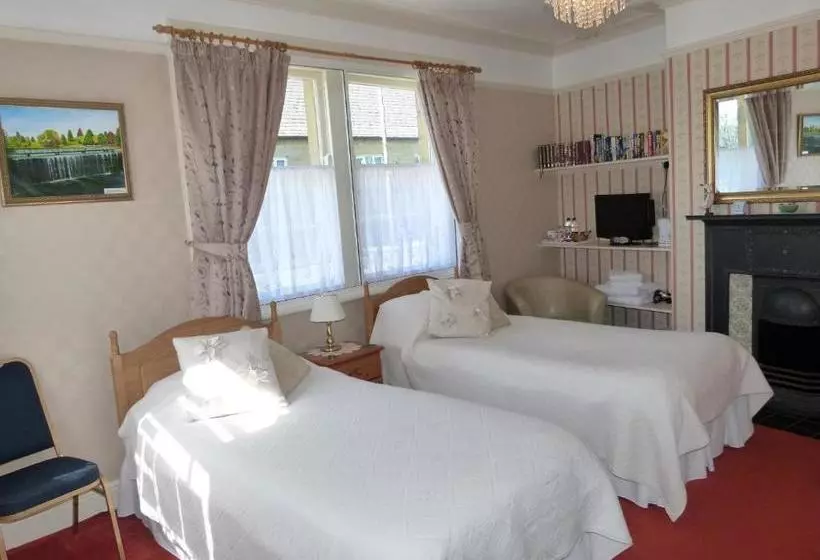 Pensió Lyndale Guest House