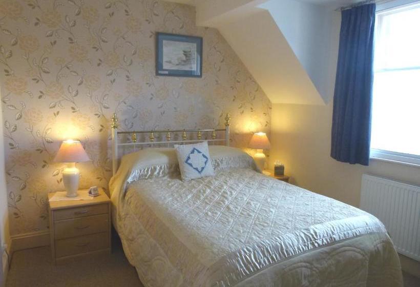 بنسيون Lyndale Guest House