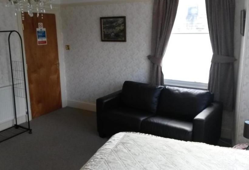 بنسيون Lyndale Guest House