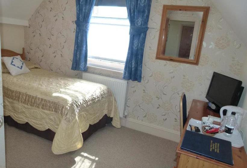 بنسيون Lyndale Guest House