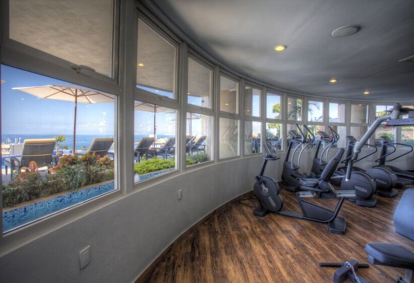 Pinnacle Resorts 220