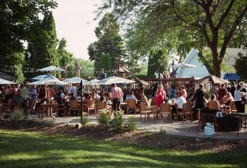 Курорт The Lodge At Leathem Smith