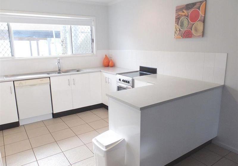 The Shores Holiday Apartments