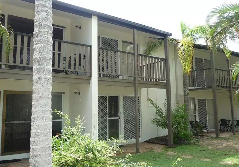 The Shores Holiday Apartments