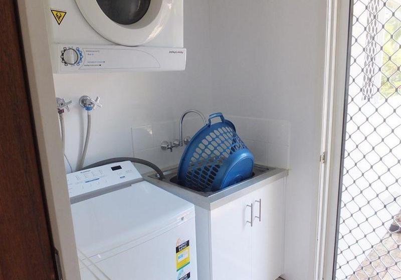 The Shores Holiday Apartments