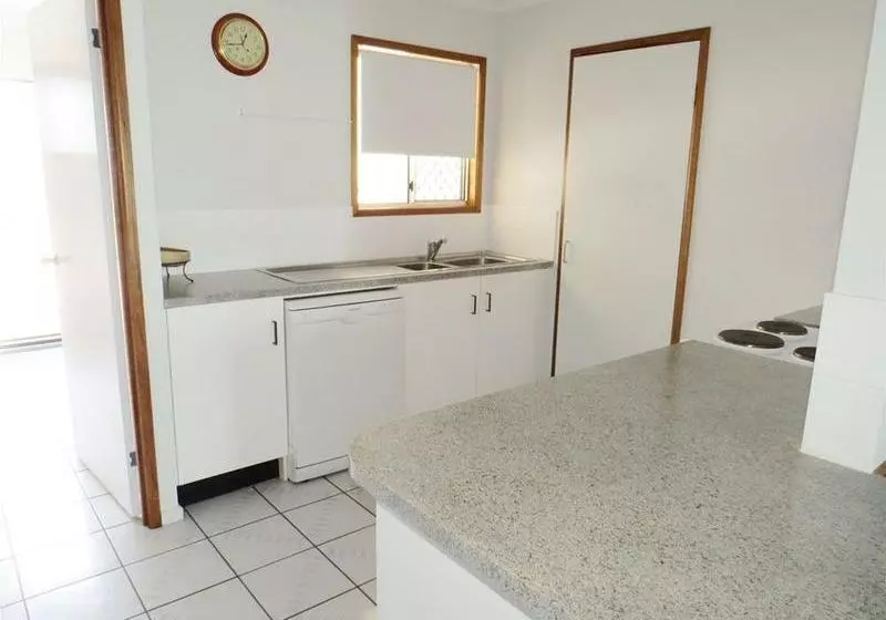 The Shores Holiday Apartments