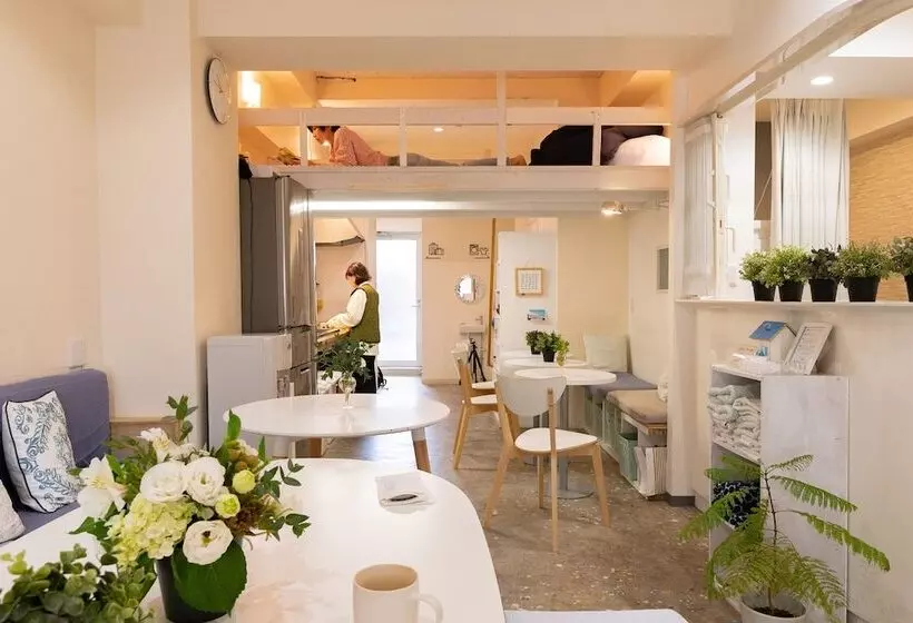 Retkeilymaja Casa Blanca Guesthouse