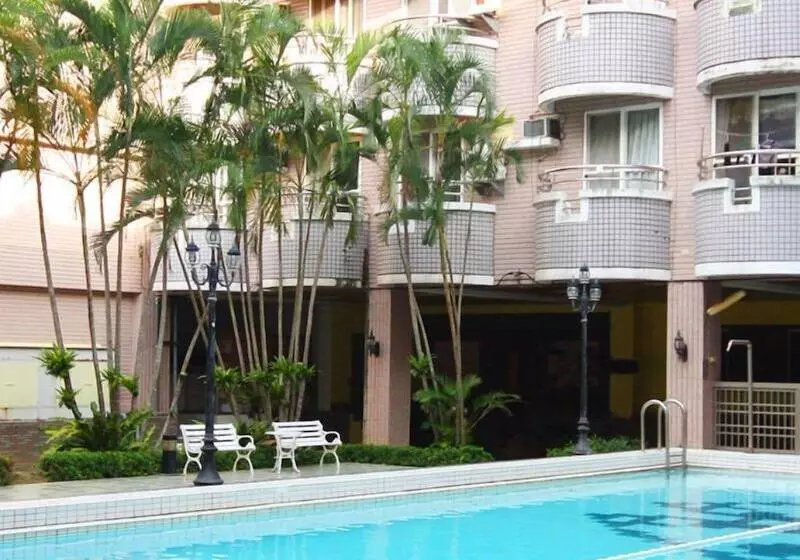 تختخواب و صبحانه 仲夏墾丁親子民宿